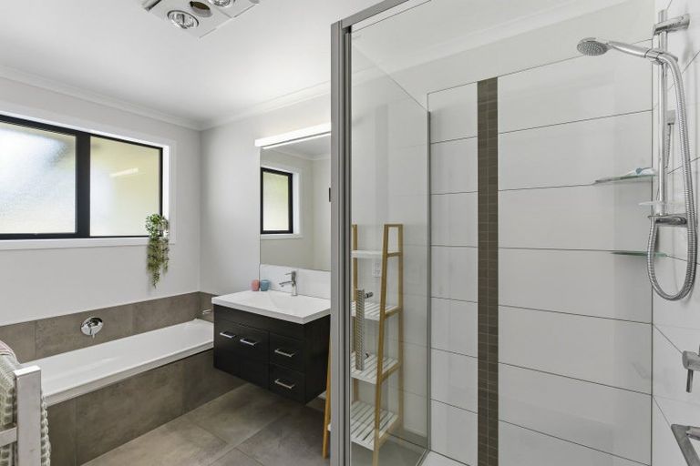 Photo of property in 6 Hadfield Road, Peka Peka, Waikanae, 5391