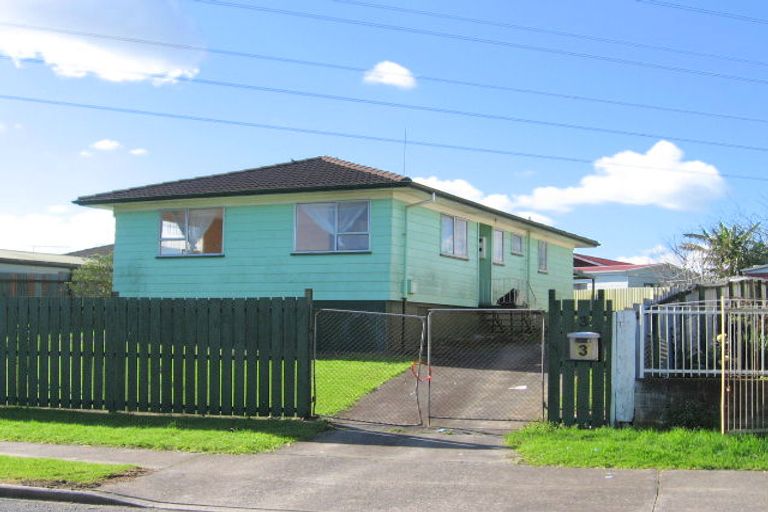 Photo of property in 3 Ravenna Way, Clover Park, Auckland, 2023