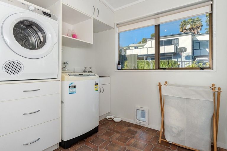 Photo of property in 77 Victory Street, Welcome Bay, Tauranga, 3112