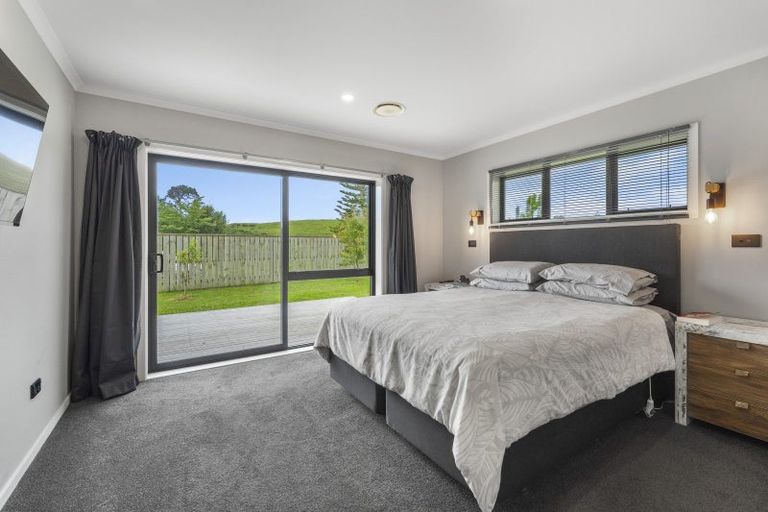 Photo of property in 17 Te Wiremu Lane, Otaki, 5512