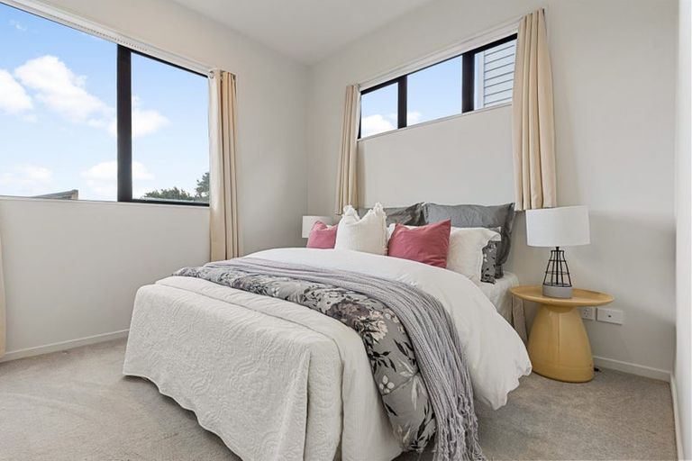 Photo of property in 3 Hing Street, Flat Bush, Auckland, 2019