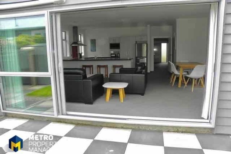 Photo of property in 77 Albert Street, Saint Clair, Dunedin, 9012