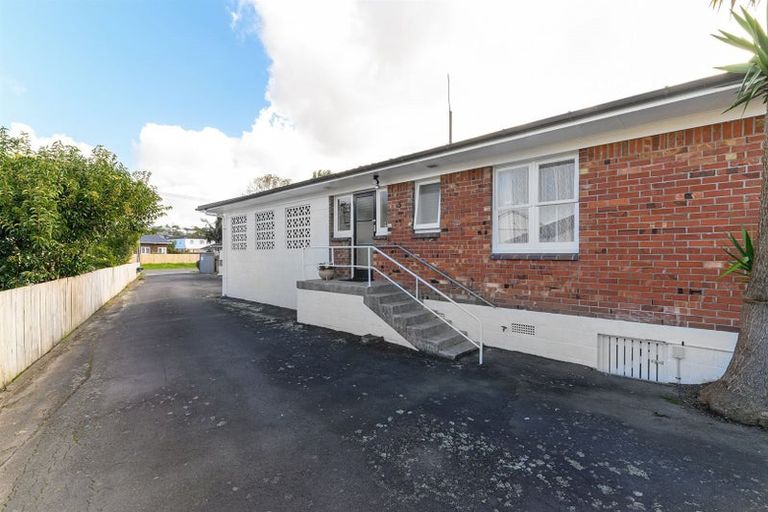 Photo of property in 3/120 Nile Road, Milford, Auckland, 0620