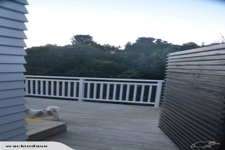 Photo of property in 8 Berkshire Avenue, Wilton, Wellington, 6012