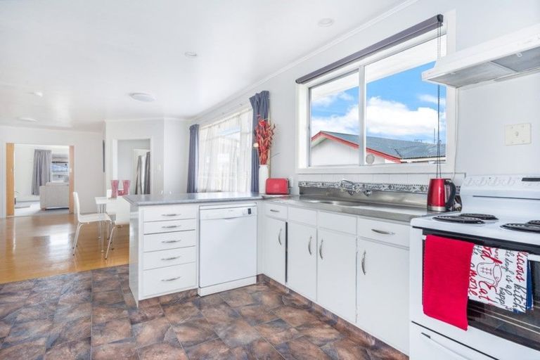 Photo of property in 6 Cambridge Street, Te Kamo, Whangarei, 0112