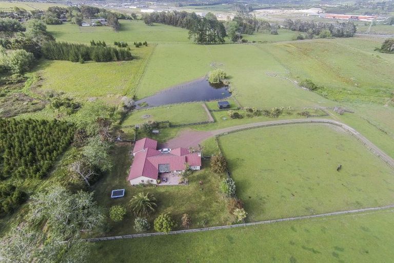 Photo of property in 7 Spedding Road, Whenuapai, Auckland, 0618