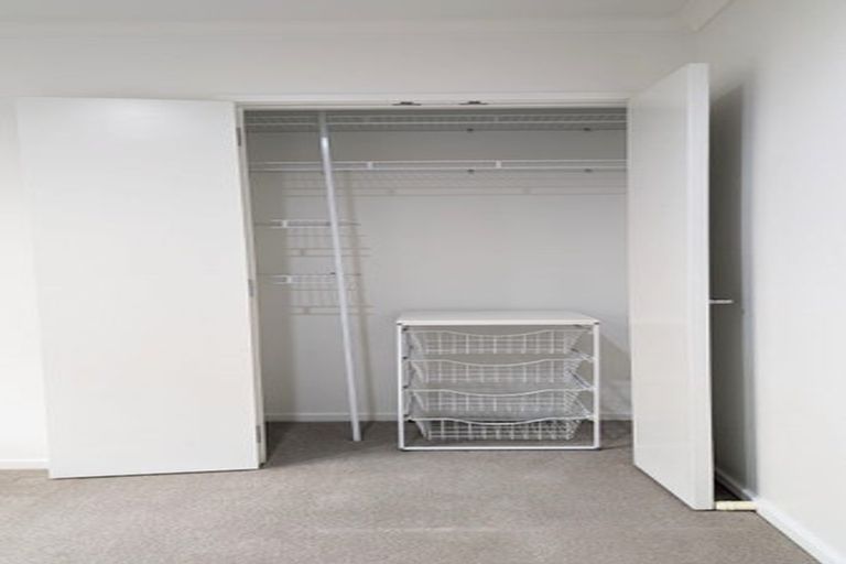 Photo of property in 18 Edgeview Crescent, Fitzroy, Hamilton, 3206