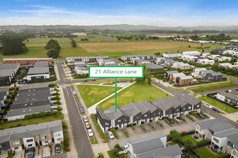 Photo of property in 21 Alliance Lane, Papakura, 2110