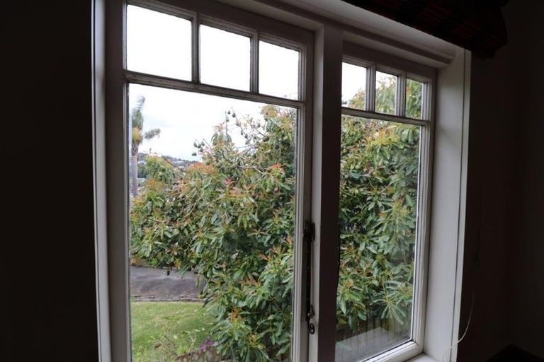 Photo of property in 10 Grey Street, Regent, Whangarei, 0112