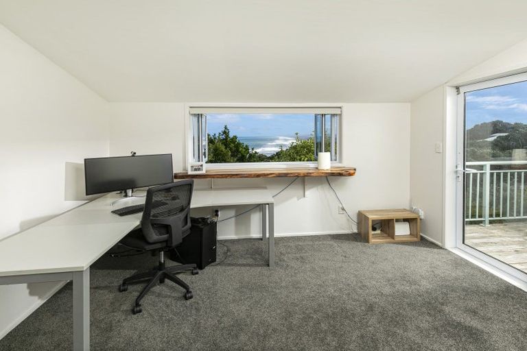 Photo of property in 77 Waitea Road, Muriwai, 0881