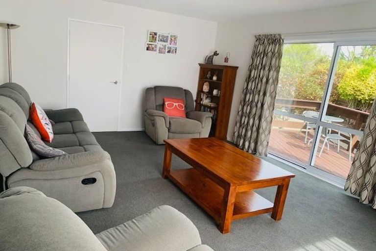 Photo of property in 9 Daytona Place, Parklands, Christchurch, 8083
