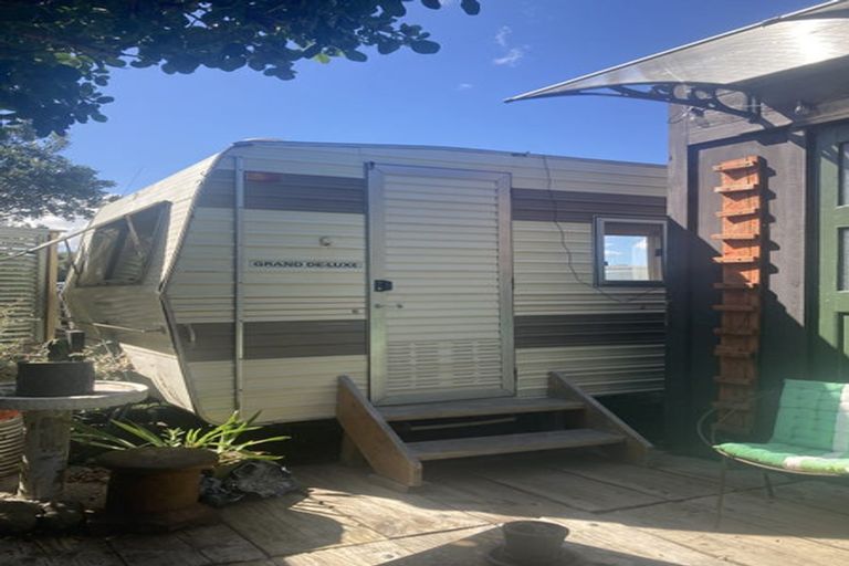 Photo of property in 20 Tasman Road, Otaki Beach, Otaki, 5512