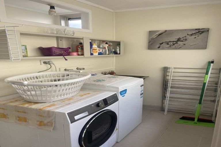 Photo of property in 201 Marine Parade, Seatoun, Wellington, 6022