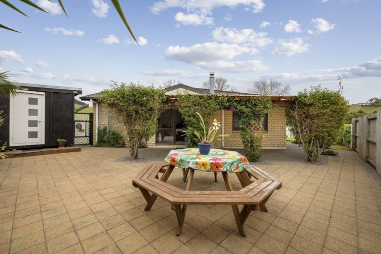 Photo of property in 52 Rosella Drive, Welcome Bay, Tauranga, 3112