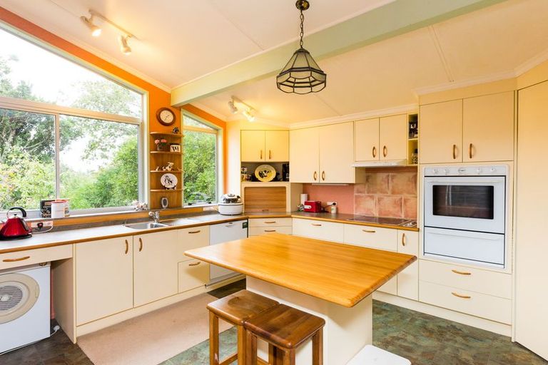 Photo of property in 162 Limbrick Street, Terrace End, Palmerston North, 4410