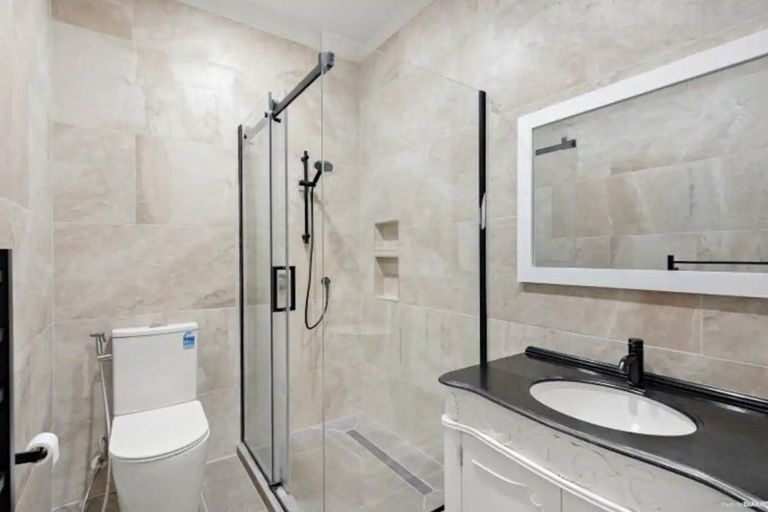 Photo of property in 18 Charlton Avenue, Mount Eden, Auckland, 1024