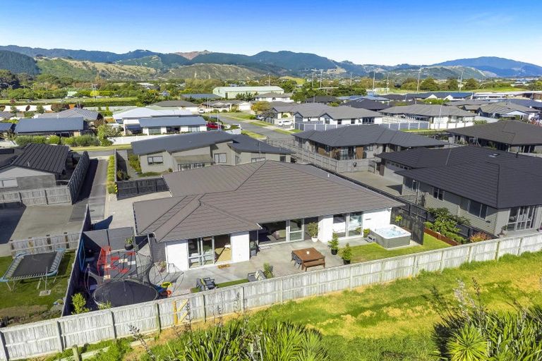 Photo of property in 3 Christow Court, Paraparaumu, 5032