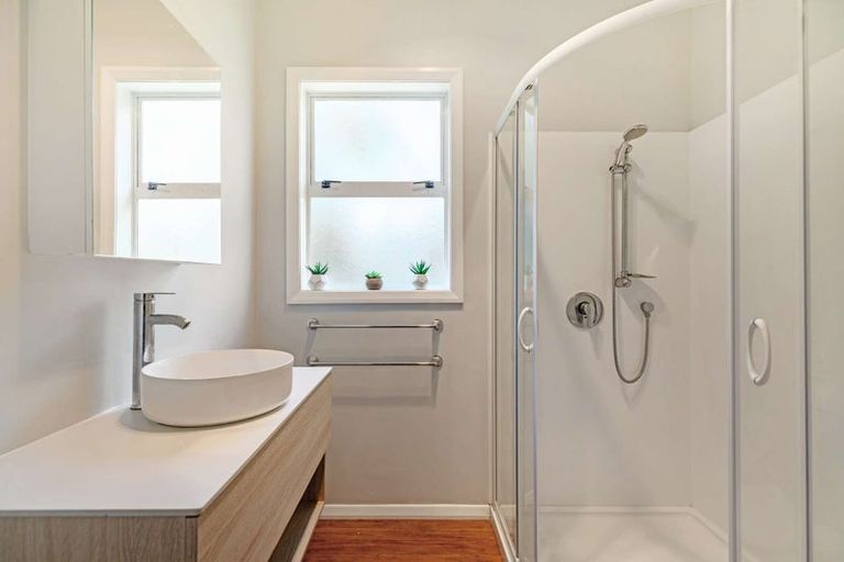 Photo of property in 18 Parkes Avenue, Saint Johns Hill, Whanganui, 4501