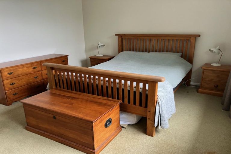 Photo of property in 48 Huntingdon Street, Northland, Wellington, 6012