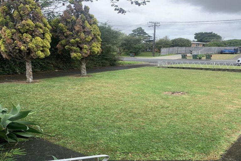 Photo of property in 5 Dennis Road, Papatoetoe, Auckland, 2025
