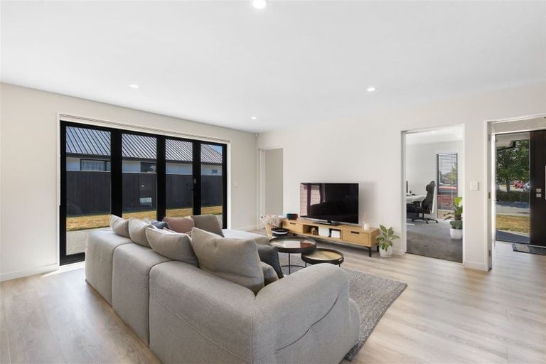 Photo of property in 22 Sorrel Gate, Halswell, Christchurch, 8025