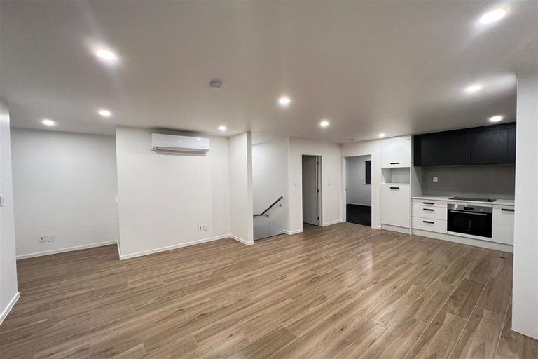 Photo of property in 6b Hyde Street, Manurewa East, Auckland, 2102