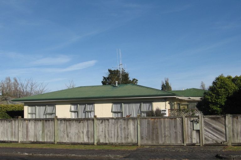 Photo of property in 7 Vectis Road, Hillcrest, Hamilton, 3216