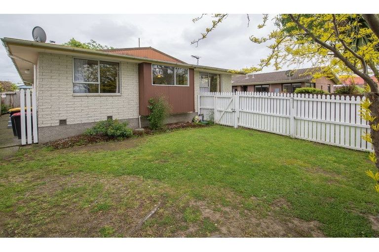 Photo of property in 1/73 Dunbarton Street, Redwood, Christchurch, 8051