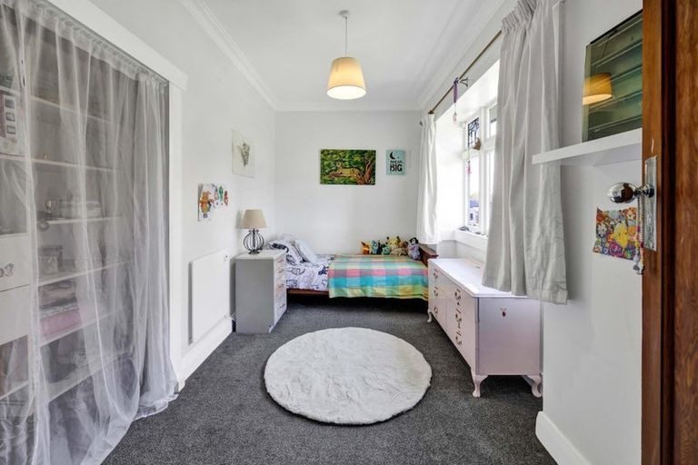 Photo of property in 48 Maire Street, Inglewood, 4330