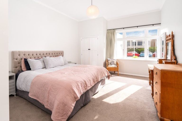 Photo of property in 9 Cruickshank Street, Kilbirnie, Wellington, 6022