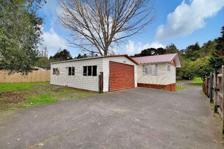 Photo of property in 21 Chrisarda Place, Red Hill, Papakura, 2110