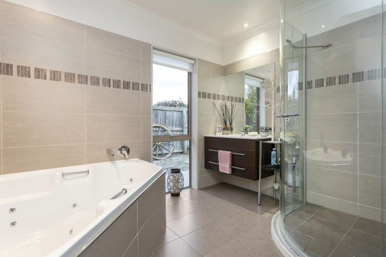 Photo of property in 23 Kura Place, Mosgiel, 9024