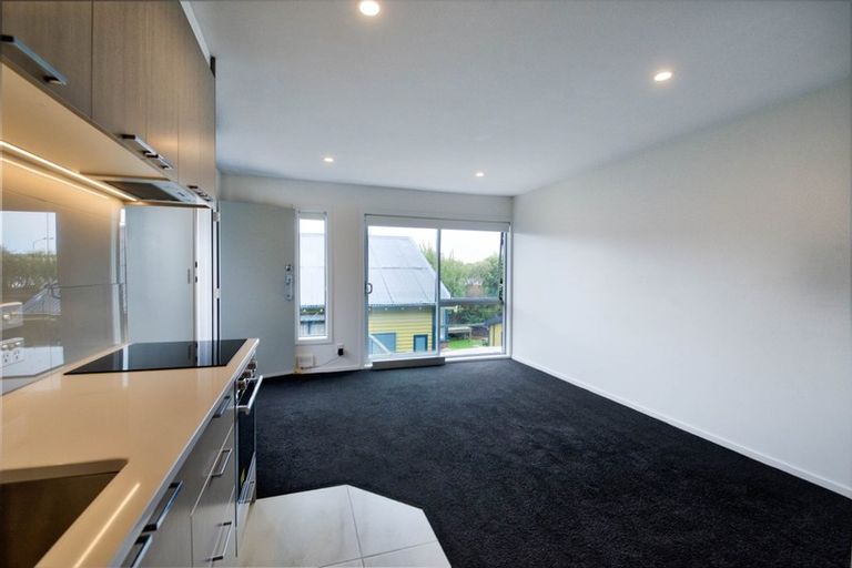 Photo of property in 8/290 Barbadoes Street, Christchurch Central, Christchurch, 8011