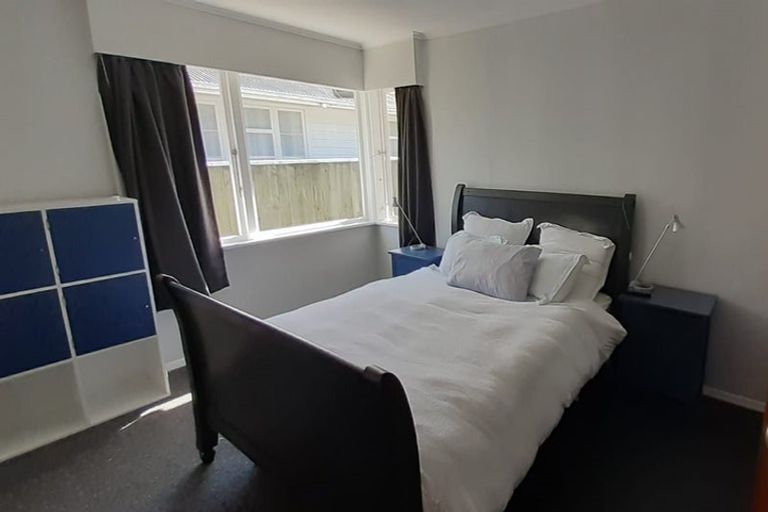 Photo of property in 3 Kashmir Avenue, Clouston Park, Upper Hutt, 5018