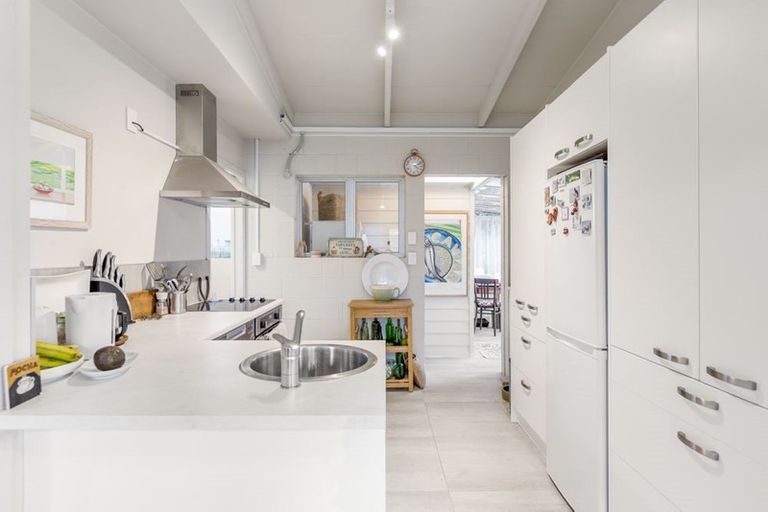 Photo of property in 25c Weiti Road, Orewa, 0931