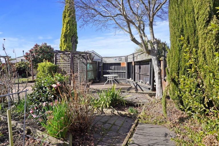 Photo of property in 15 Kilburn Street, Bishopdale, Christchurch, 8053
