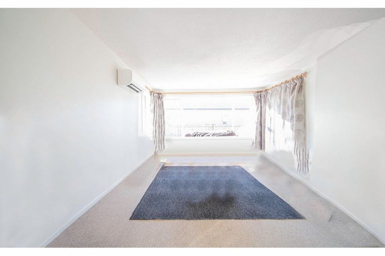 Photo of property in 27 Dunster Street, Burnside, Christchurch, 8053