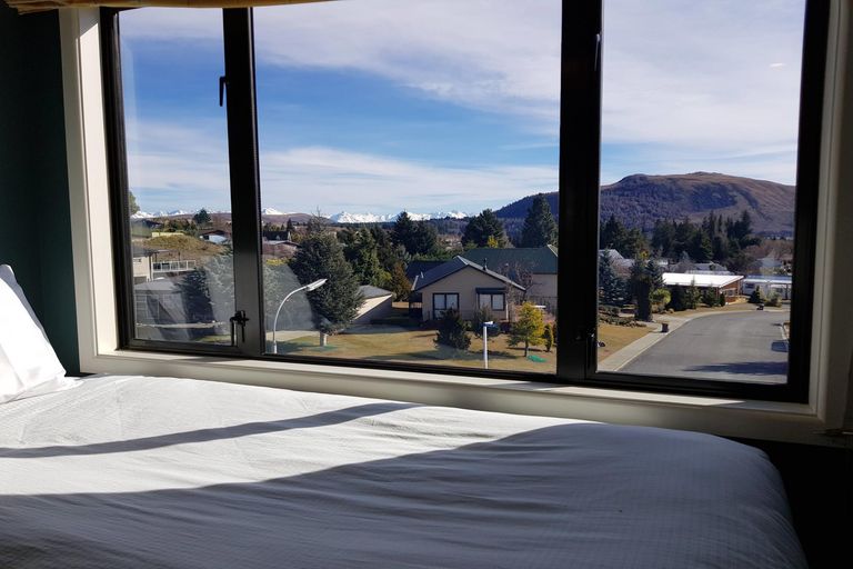 Photo of property in 12 Hamilton Drive, Lake Tekapo, 7999