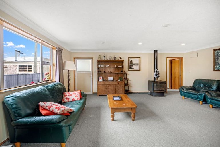 Photo of property in 103 Clyde Street, Balclutha, 9230