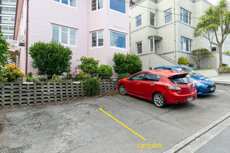 Photo of property in 9c Stowe Hill, Thorndon, Wellington, 6011