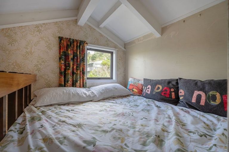 Photo of property in 72 Ocean Beach Road, Tairua, 3508