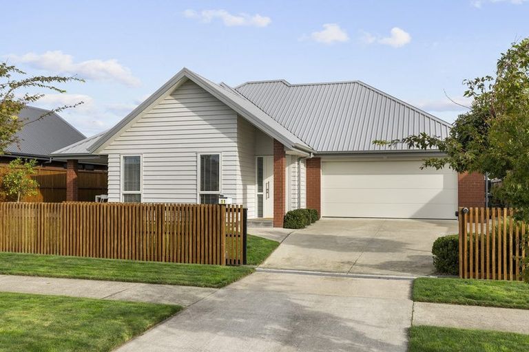 Photo of property in 11 Jarrett Terrace, Leamington, Cambridge, 3432