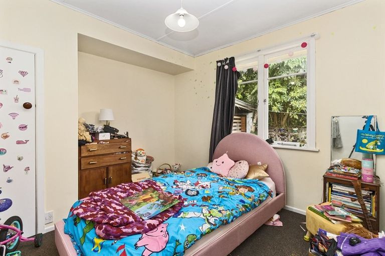 Photo of property in 9 Clark Place, Hillcrest, Hamilton, 3216