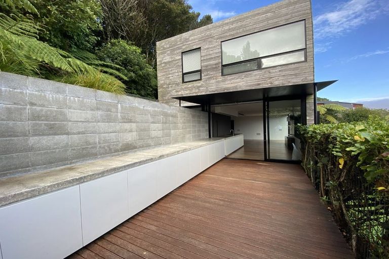 Photo of property in 20a Montgomery Avenue, Karori, Wellington, 6012