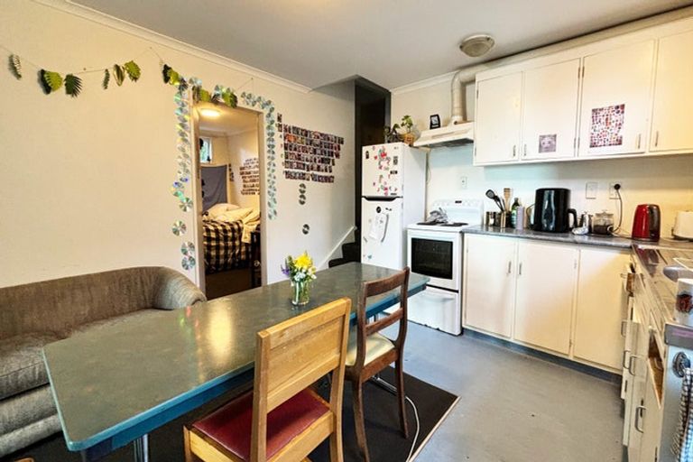 Photo of property in 6 Hanson Street, Mount Cook, Wellington, 6021