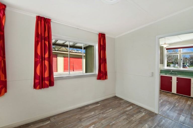 Photo of property in 22 Elm Grove, Linwood, Christchurch, 8011