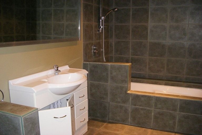 Photo of property in 6/31 Daniell Street, Newtown, Wellington, 6021