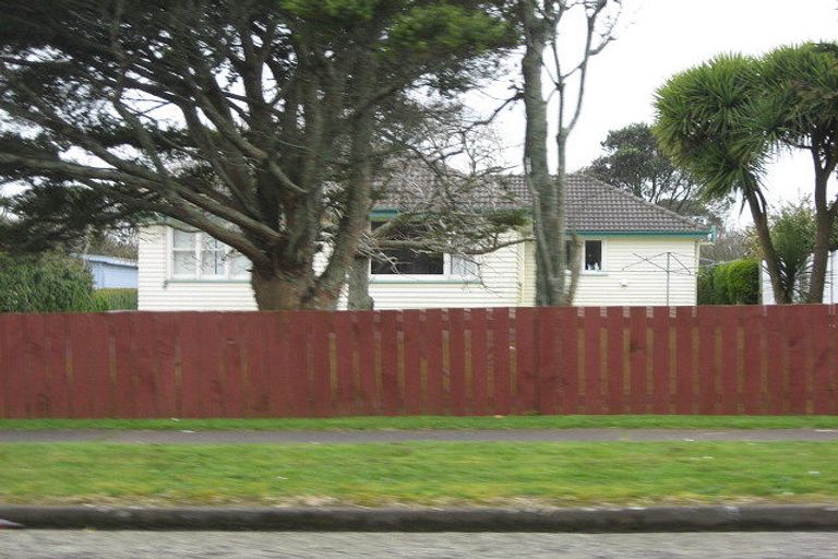 Photo of property in 41 Cumming Street, Okato, 4335