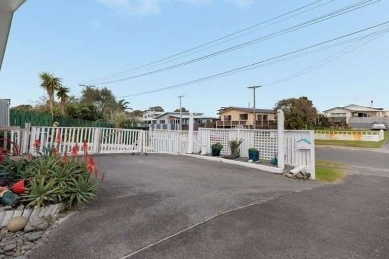 Photo of property in 241a Dickson Road, Papamoa Beach, Papamoa, 3118