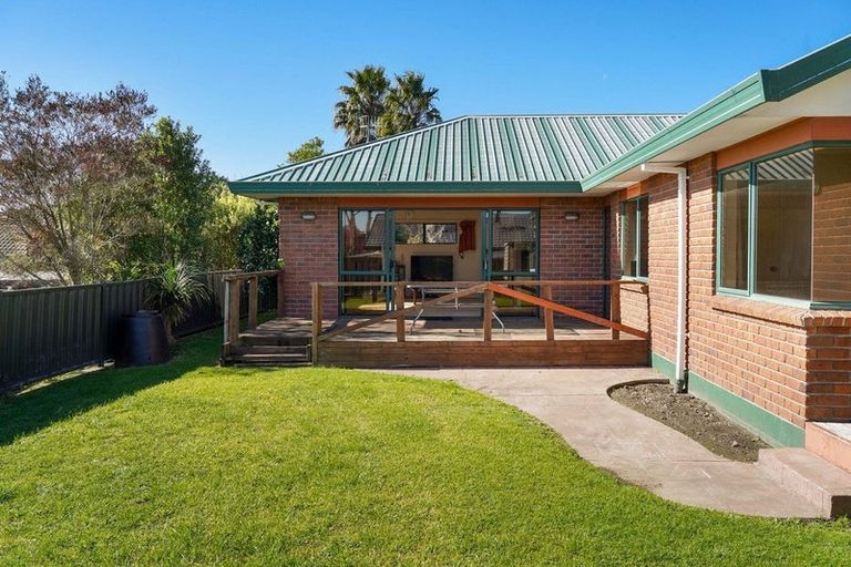 Photo of property in 7 Meadowviews Drive, Welcome Bay, Tauranga, 3112